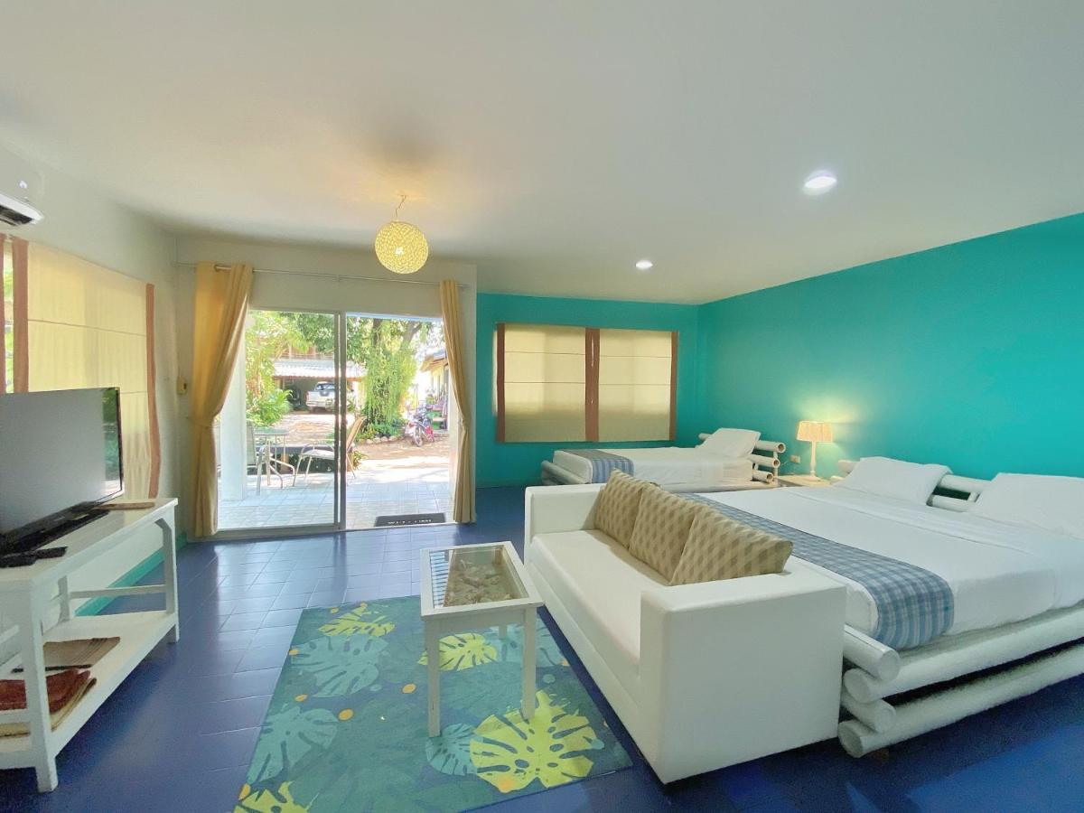 Baan Kratom Tong By The Sea Villa Cha-Am Room photo